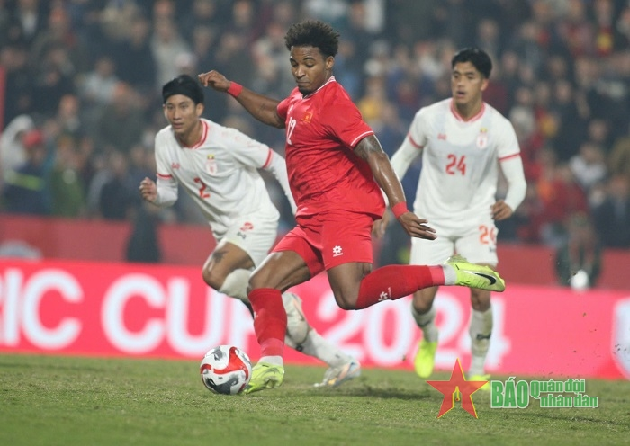 Thắng tưng bừng 5-0 trước Myanmar, tuyển Việt Nam vào bán kết ASEAN Cup 2024